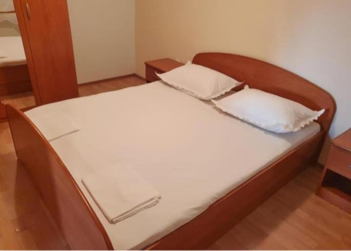 Apartmanibeta Stara Novalja Exterior photo