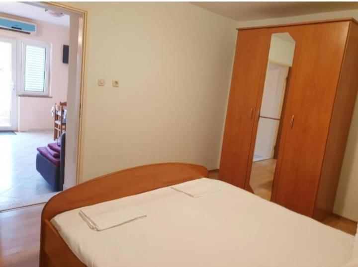 Apartmanibeta Stara Novalja Exterior photo