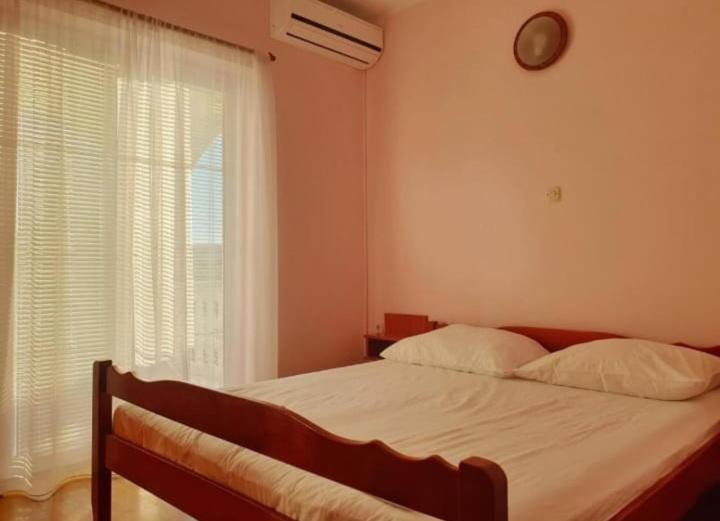Apartmanibeta Stara Novalja Exterior photo