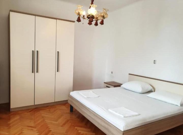 Apartmanibeta Stara Novalja Exterior photo